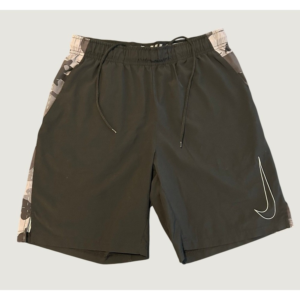 Nike Mens Dri-FIT Training Shorts Black Grey Camo Swoosh Size Medium 1522